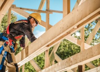 בניית בתי עץ ובקתות עץ יוקרתיות